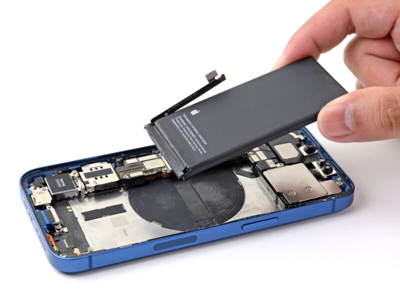 iPhone 14 - Battery
